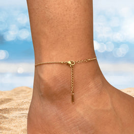 Dainty Gold Anklet with Solitaire Diamond Charm | Gold Minimalist Chain Anklet | Summer Beach Jewelry for Women | Foot Accessory Gift