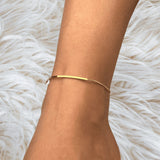 Dainty Gold Anklet with Solitaire Diamond Charm | Gold Minimalist Chain Anklet | Summer Beach Jewelry for Women | Foot Accessory Gift